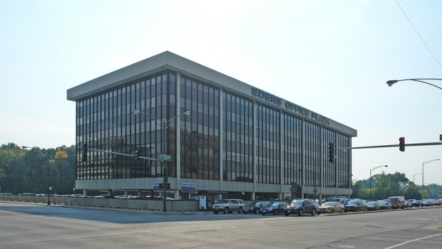4801 W Peterson Ave, Chicago, IL 60646 4801 W Peterson Ave, Chicago, IL 60646