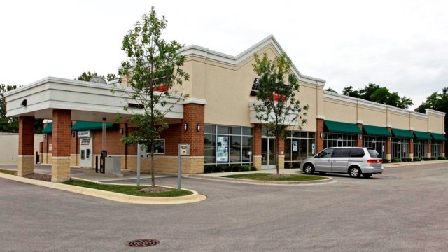 1000 – 1050 Geneva Rd, Wheaton, IL 60187 1000-1050 Geneva Road Wheaton