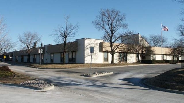 420 Lake Cook Road, Deerfield, IL 60015 420 Lake Cook professional office building available for lease in Deerfield, Illinois.