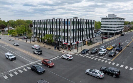 4747 W Peterson Ave, Chicago, IL 60646