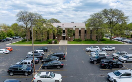 2000 N Lewis Ave, Waukegan, IL 60087