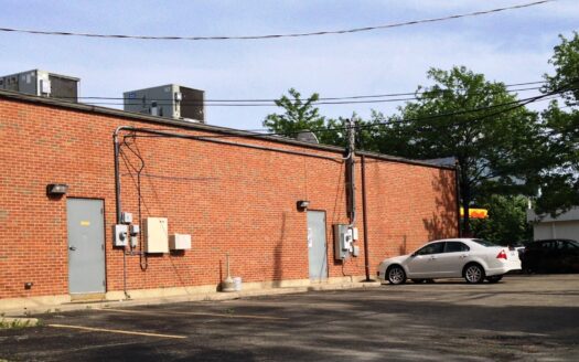 36 – 40 Skokie Valley Rd, Highland Park, IL 60035