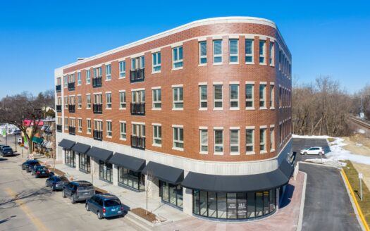 515 – 555 Roger Williams Ave, Highland Park, IL 60035