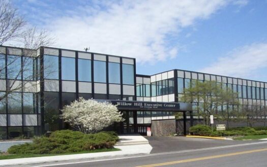 540-550 W Frontage Rd, Northfield, IL 60093