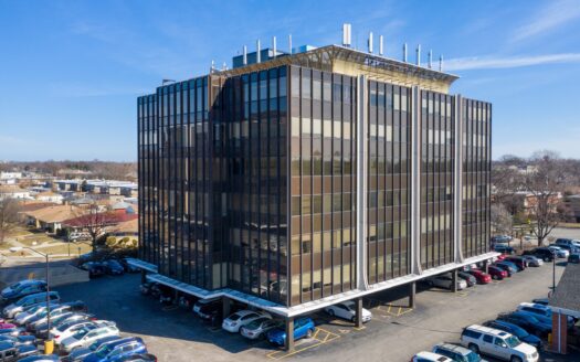 6160 N Cicero Ave, Chicago, IL 60646