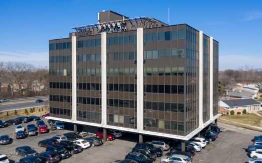 6200 N Hiawatha Ave, Chicago, IL 60646